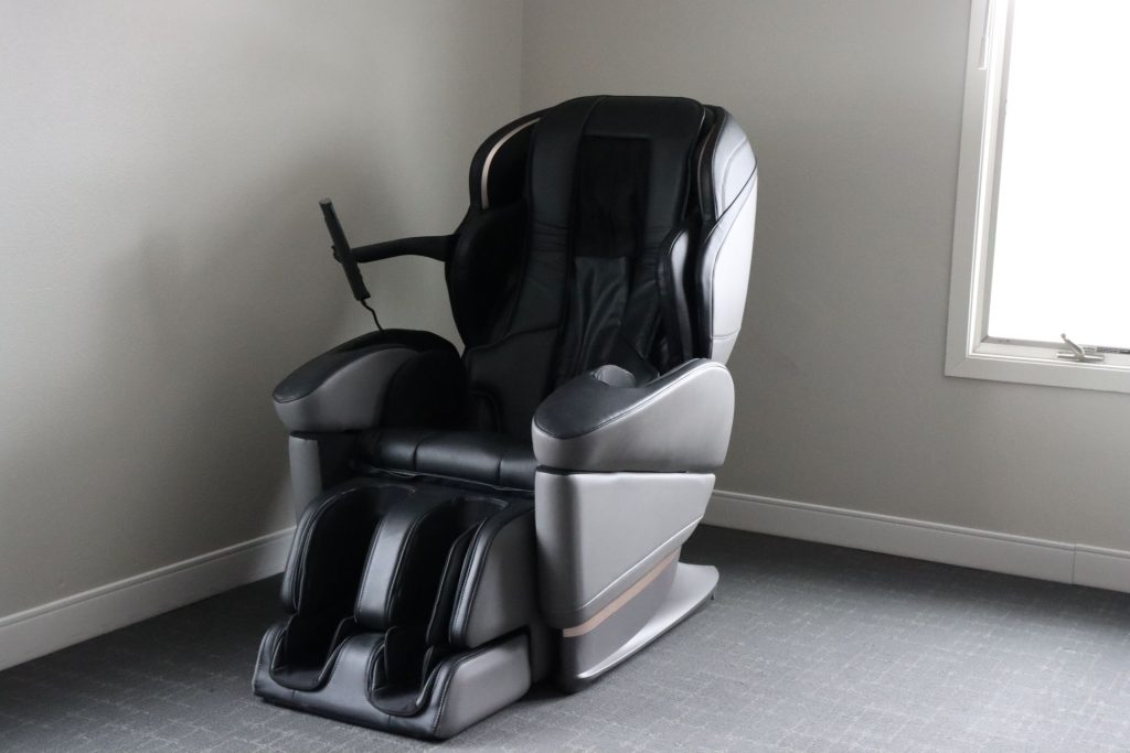 Massage-Chairs.jpg